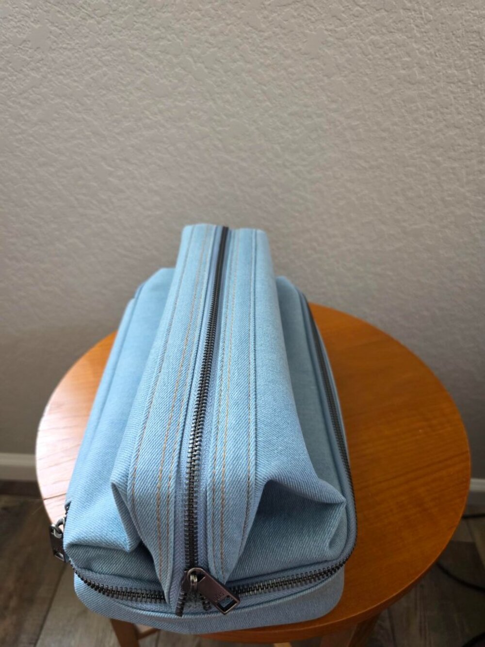 GAP x BÉIS Limited Edition Dopp Kit Denim Blue Travel Toiletry Bag - Picture 7 of 12
